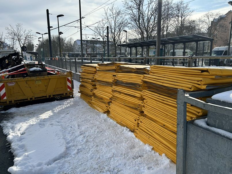 mobile, faltbare Schallschutzmatten mieten