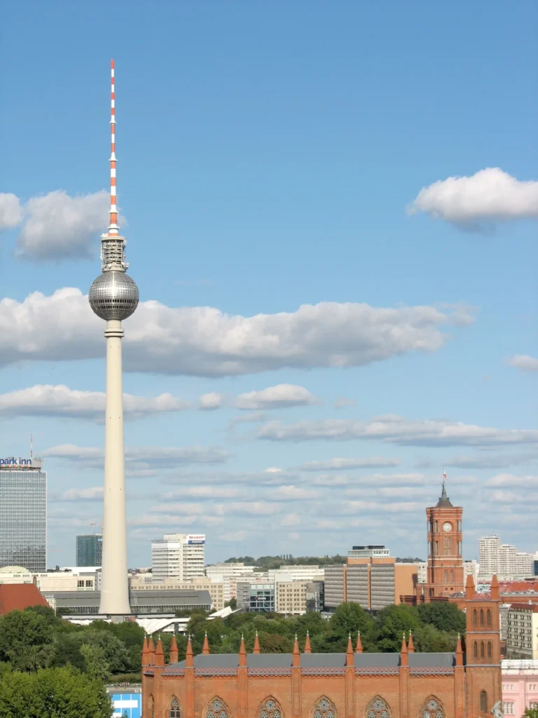 Berlin mit Fernsehturm von oben