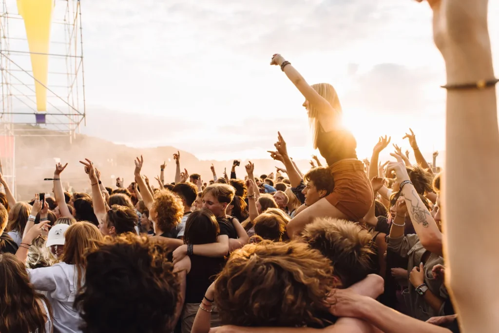 Menschenmenge bei einem Konzert