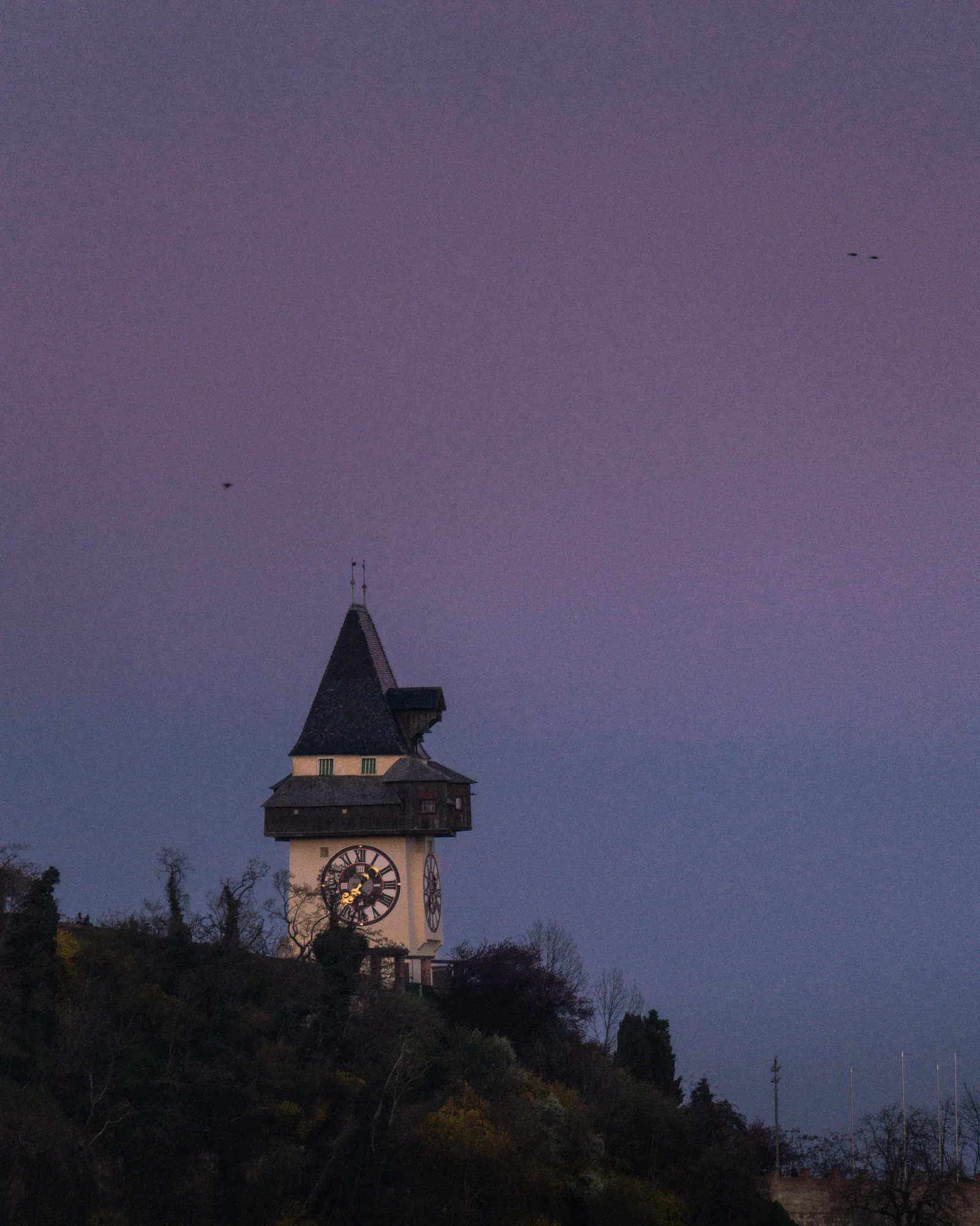 Grazer Uhrturm auf dem Schloßberg – Lärmschutz mieten in Graz